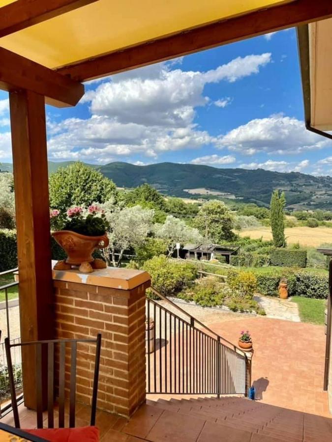 La Posta Di Bacco Bed & Breakfast Gualdo Cattaneo Exterior photo